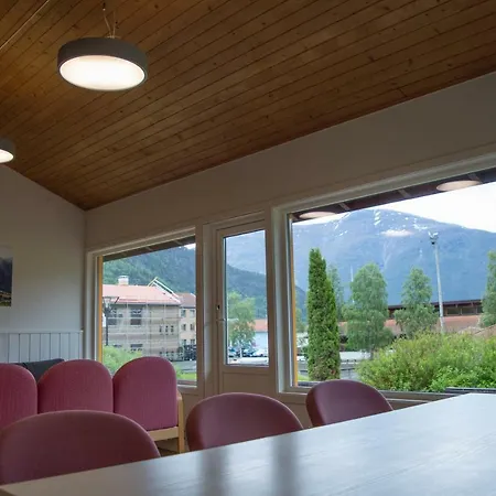 Sogndal Bed & Breakfast *