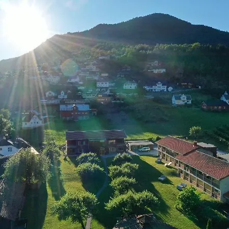 Sogndal Bed & Breakfast Hostal